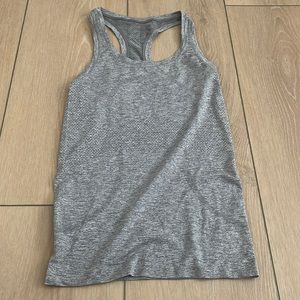 Lululemon grey swiftly tech 2.0 regular length